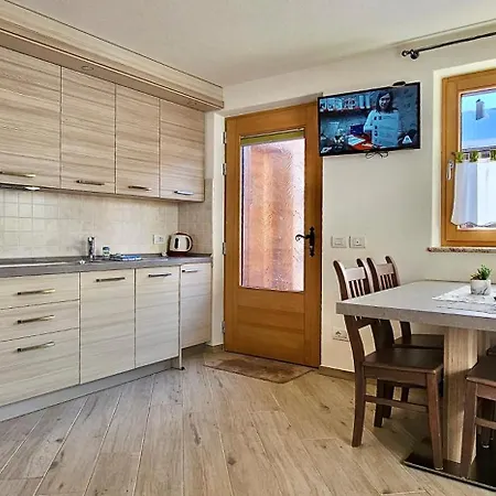 Casa Fiocco Di Neve Apartment *