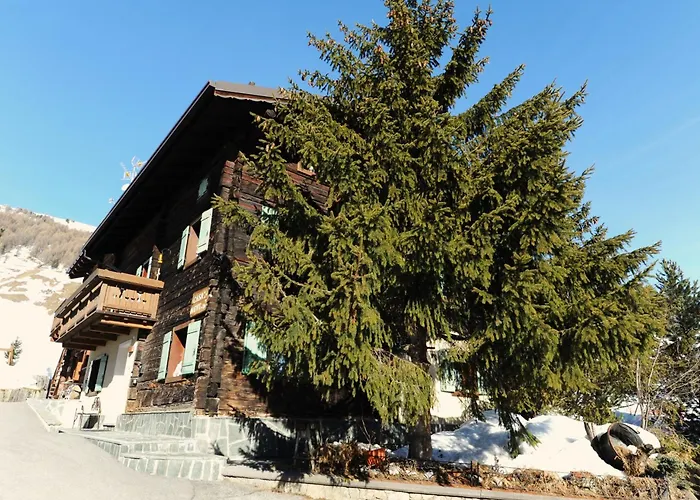 Casa Fiocco Di Neve アパート リヴィーニョ